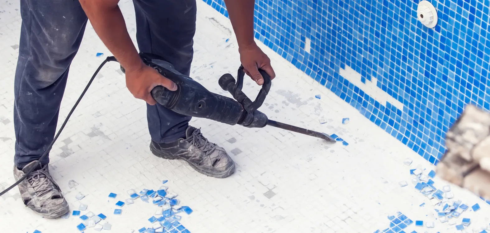 Pool remodeling and renovation in Dallas by Dallas Pools Contractor